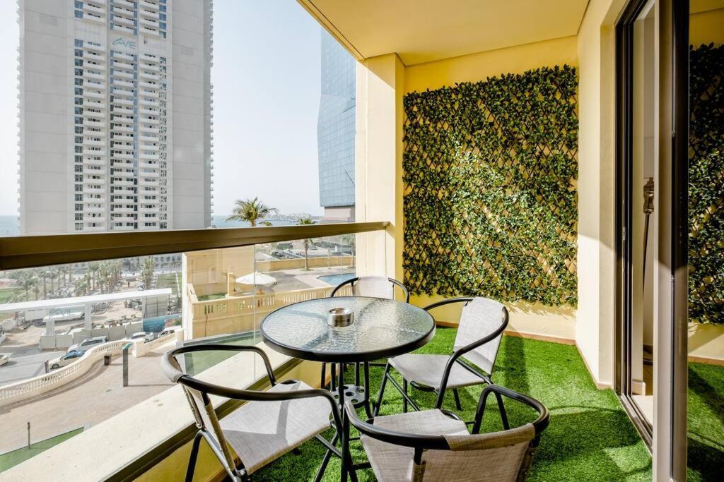 Leen Homes-Jbr -Spacious 4 Bedroom Apartment Dubaj Zewnętrze zdjęcie