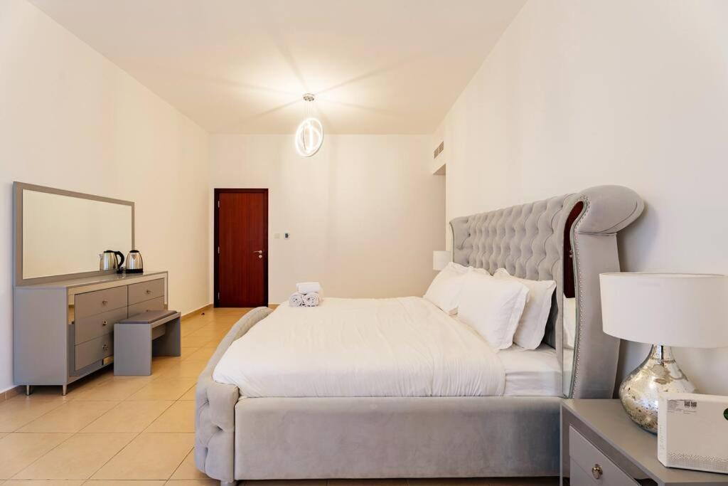 Leen Homes-Jbr -Spacious 4 Bedroom Apartment Dubaj Zewnętrze zdjęcie